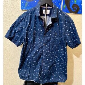 Flag & Anthem Maxwell Size Medium S/S Shirt - Navy Surf Print